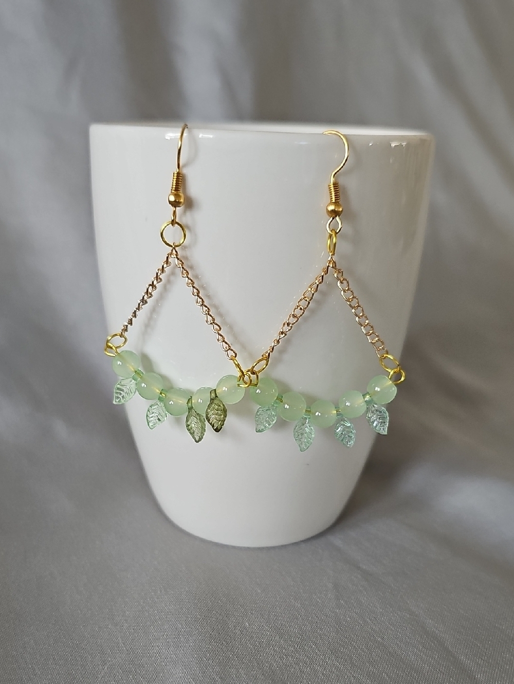 Green Leaf Bead Dangle Earrings